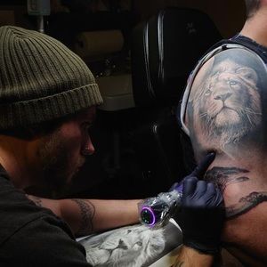 Meet your Posher, Brock